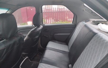 Renault Logan I, 2005 год, 170 000 рублей, 11 фотография