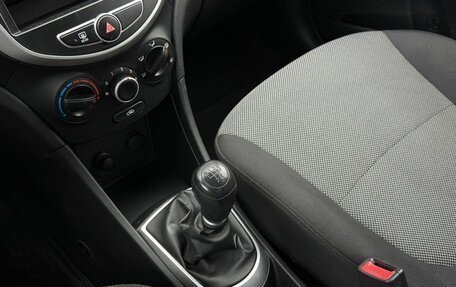 Hyundai Solaris II рестайлинг, 2012 год, 724 000 рублей, 12 фотография