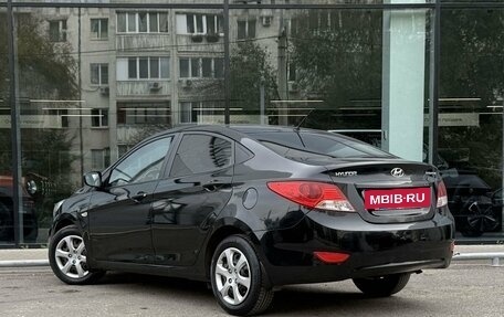 Hyundai Solaris II рестайлинг, 2012 год, 724 000 рублей, 7 фотография