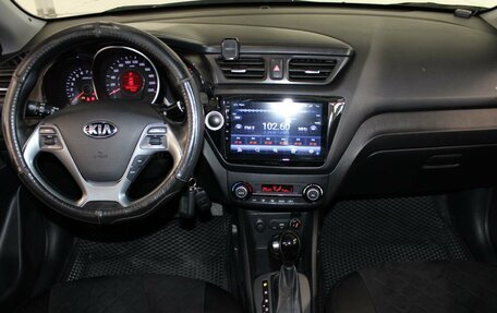 KIA Rio III рестайлинг, 2016 год, 865 000 рублей, 13 фотография
