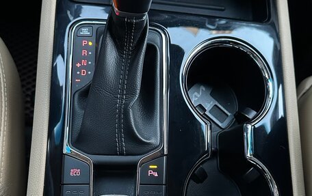 KIA Carnival III, 2018 год, 3 200 000 рублей, 10 фотография