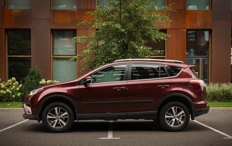 Toyota RAV4, 2017 год, 2 190 000 рублей, 13 фотография