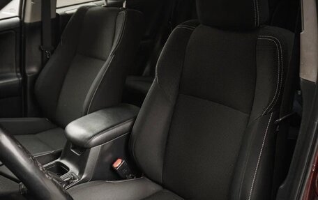 Toyota RAV4, 2017 год, 2 190 000 рублей, 23 фотография