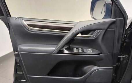 Lexus LX III, 2019 год, 8 860 000 рублей, 14 фотография