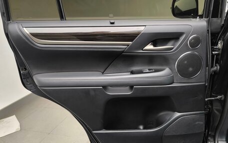 Lexus LX III, 2019 год, 8 860 000 рублей, 23 фотография
