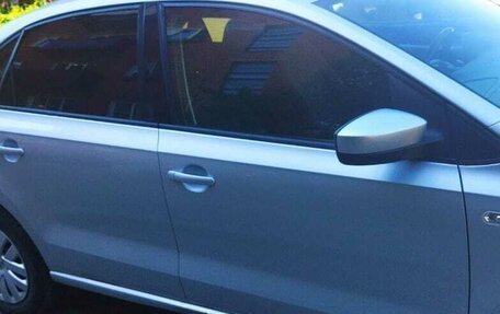 Volkswagen Polo VI (EU Market), 2015 год, 900 000 рублей, 3 фотография