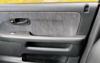 Honda CR-V II рестайлинг, 2004 год, 620 000 рублей, 1 фотография