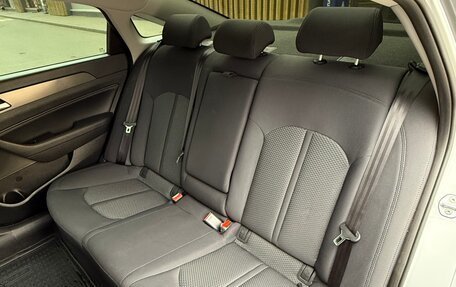 Hyundai Sonata VII, 2019 год, 1 870 000 рублей, 15 фотография