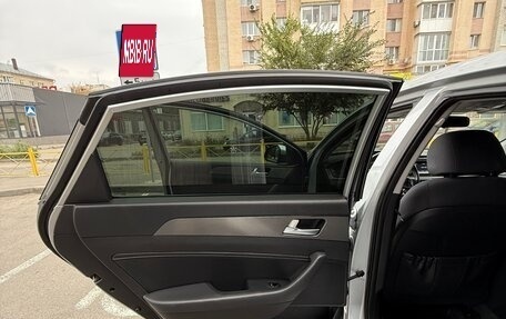 Hyundai Sonata VII, 2019 год, 1 870 000 рублей, 14 фотография