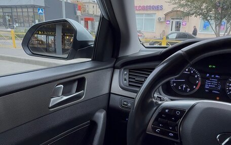 Hyundai Sonata VII, 2019 год, 1 870 000 рублей, 23 фотография