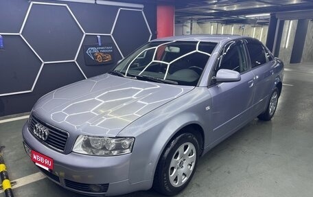 Audi A4, 2004 год, 689 000 рублей, 2 фотография