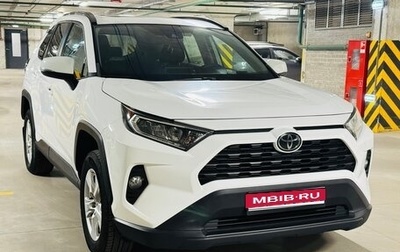 Toyota RAV4, 2019 год, 2 800 000 рублей, 1 фотография