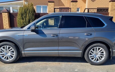 Volkswagen Touareg III, 2019 год, 5 100 000 рублей, 6 фотография