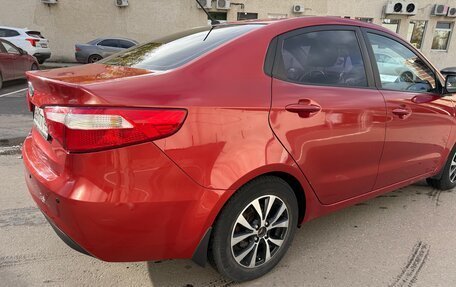 KIA Rio III рестайлинг, 2012 год, 900 000 рублей, 27 фотография