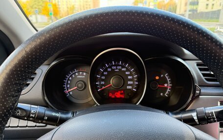 KIA Rio III рестайлинг, 2012 год, 900 000 рублей, 36 фотография