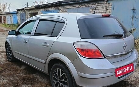 Opel Astra H, 2004 год, 400 000 рублей, 4 фотография