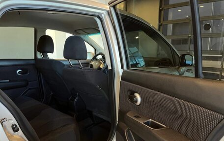 Nissan Tiida, 2010 год, 690 000 рублей, 17 фотография
