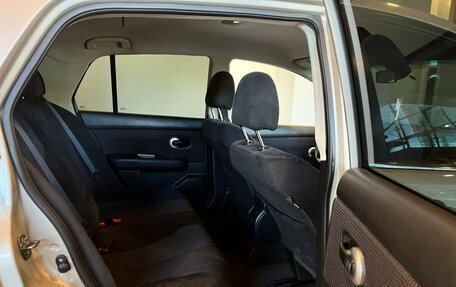 Nissan Tiida, 2010 год, 690 000 рублей, 25 фотография