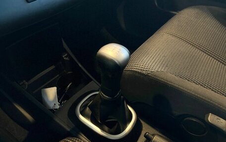 Nissan Tiida, 2010 год, 690 000 рублей, 31 фотография