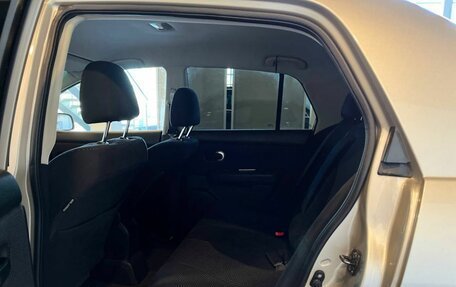 Nissan Tiida, 2010 год, 690 000 рублей, 24 фотография