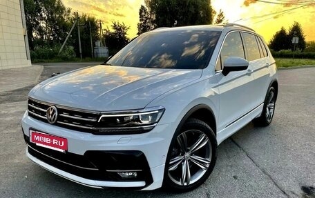 Volkswagen Tiguan II, 2017 год, 2 100 000 рублей, 3 фотография