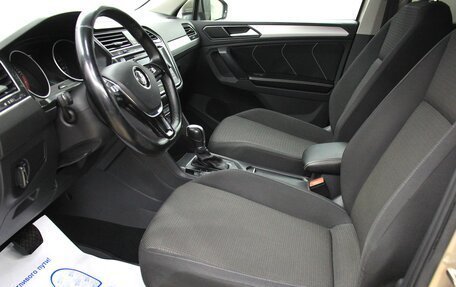 Volkswagen Tiguan II, 2017 год, 2 043 000 рублей, 15 фотография