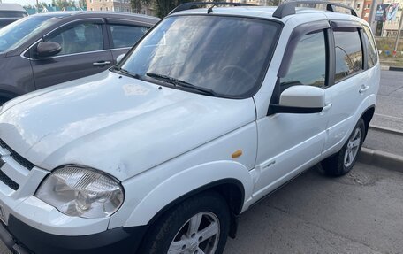 Chevrolet Niva I рестайлинг, 2014 год, 599 000 рублей, 2 фотография