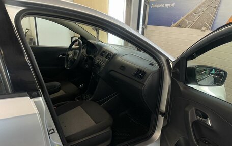 Volkswagen Polo VI (EU Market), 2011 год, 659 000 рублей, 9 фотография