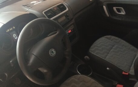 Skoda Fabia II, 2008 год, 405 000 рублей, 2 фотография