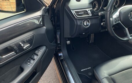 Mercedes-Benz E-Класс, 2014 год, 2 900 000 рублей, 17 фотография