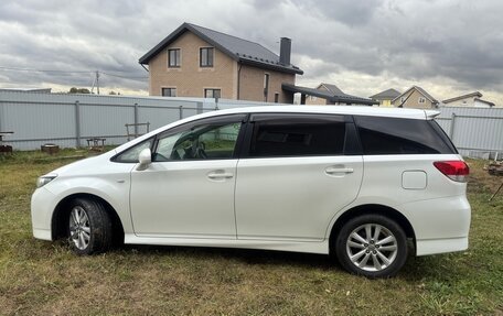 Toyota Wish II, 2011 год, 1 245 000 рублей, 3 фотография