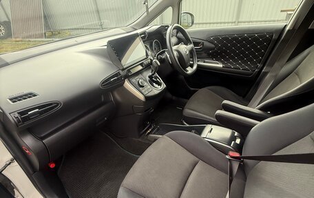 Toyota Wish II, 2011 год, 1 245 000 рублей, 19 фотография