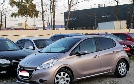 Peugeot 208 II, 2013 год, 645 000 рублей, 3 фотография