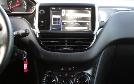 Peugeot 208 II, 2013 год, 645 000 рублей, 8 фотография