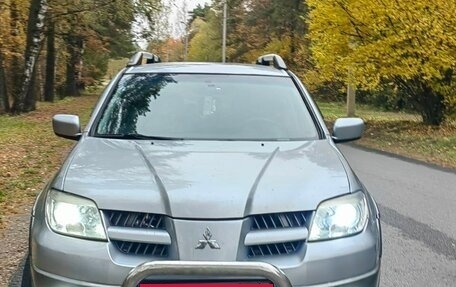 Mitsubishi Outlander III рестайлинг 3, 2005 год, 950 000 рублей, 6 фотография