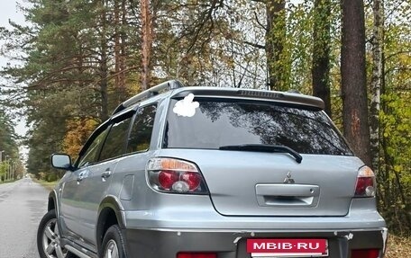 Mitsubishi Outlander III рестайлинг 3, 2005 год, 950 000 рублей, 14 фотография