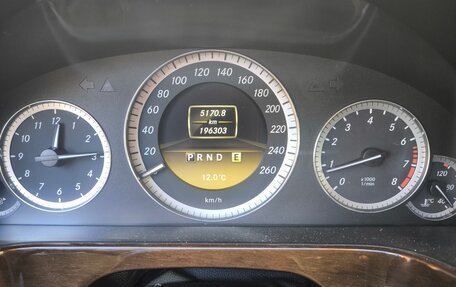 Mercedes-Benz E-Класс, 2011 год, 1 800 000 рублей, 7 фотография