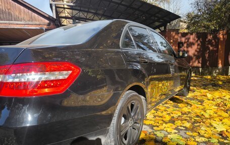 Mercedes-Benz E-Класс, 2011 год, 1 800 000 рублей, 5 фотография