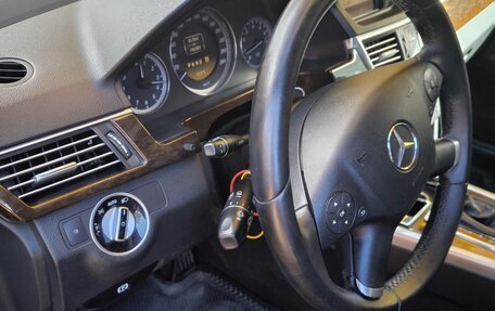 Mercedes-Benz E-Класс, 2011 год, 1 800 000 рублей, 16 фотография