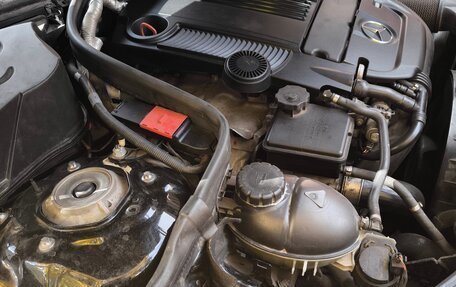 Mercedes-Benz E-Класс, 2011 год, 1 800 000 рублей, 33 фотография