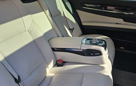 BMW 7 серия, 2012 год, 1 700 000 рублей, 21 фотография