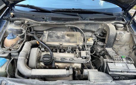 Volkswagen Golf IV, 2000 год, 300 000 рублей, 12 фотография
