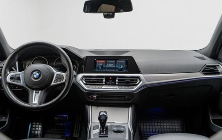 BMW 3 серия, 2019 год, 4 390 000 рублей, 14 фотография