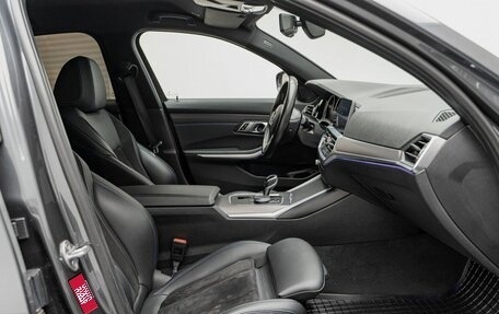 BMW 3 серия, 2019 год, 4 390 000 рублей, 22 фотография
