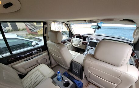 Lincoln Navigator, 2002 год, 1 100 000 рублей, 25 фотография