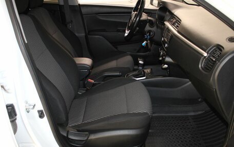 KIA Rio IV, 2019 год, 1 357 000 рублей, 11 фотография