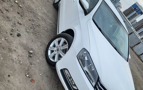 Volkswagen Passat B7, 2011 год, 1 350 000 рублей, 1 фотография