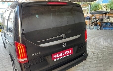 Mercedes-Benz V-Класс, 2015 год, 4 330 000 рублей, 9 фотография