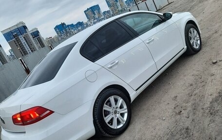 Volkswagen Passat B7, 2011 год, 1 350 000 рублей, 13 фотография