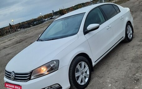 Volkswagen Passat B7, 2011 год, 1 350 000 рублей, 15 фотография